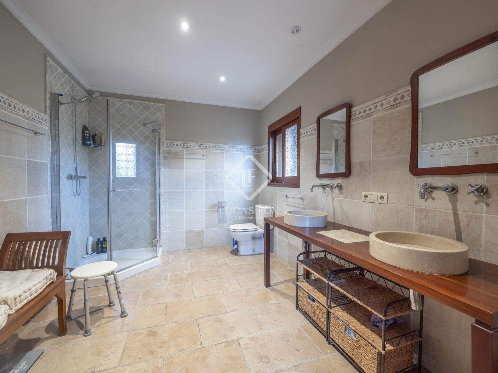 7 sovrum Villa till salu i La Canada med pool garage - 1 125 000 € (Ref: 4993981)