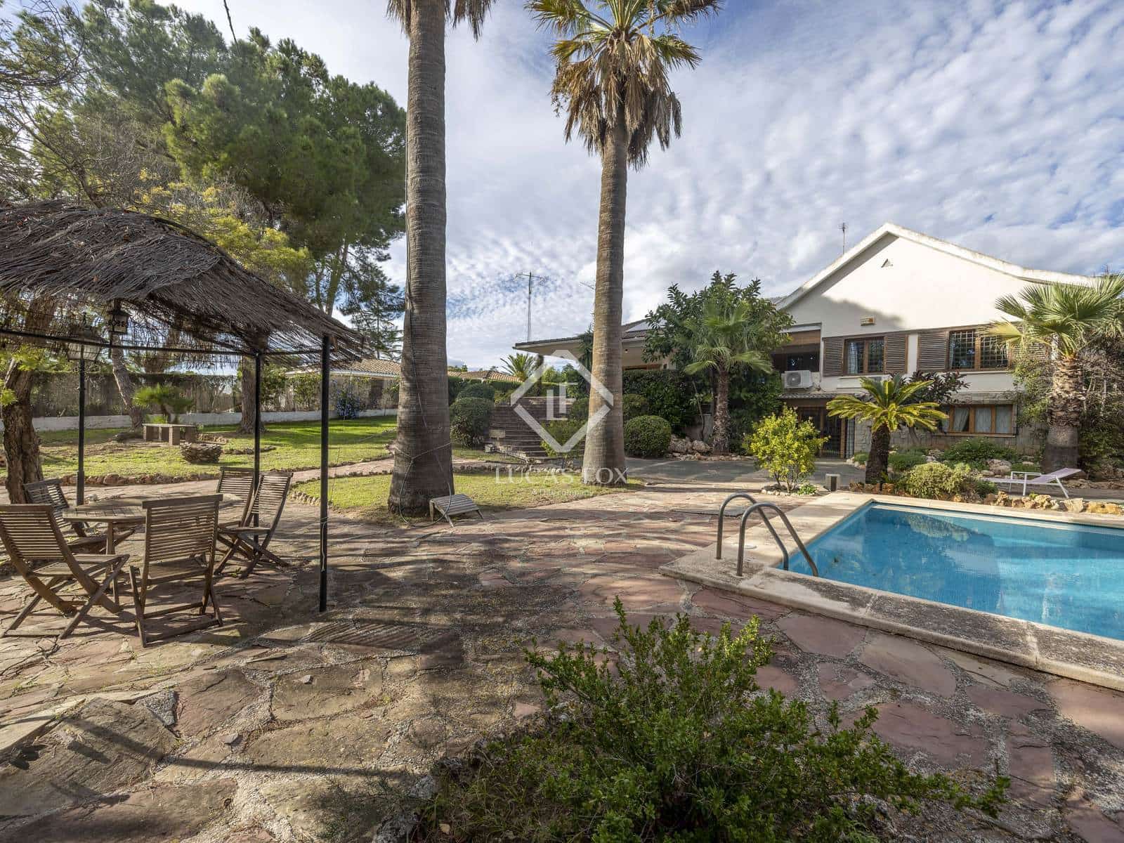 7 sovrum Villa till salu i La Canada med pool garage - 1 125 000 € (Ref: 4993981)