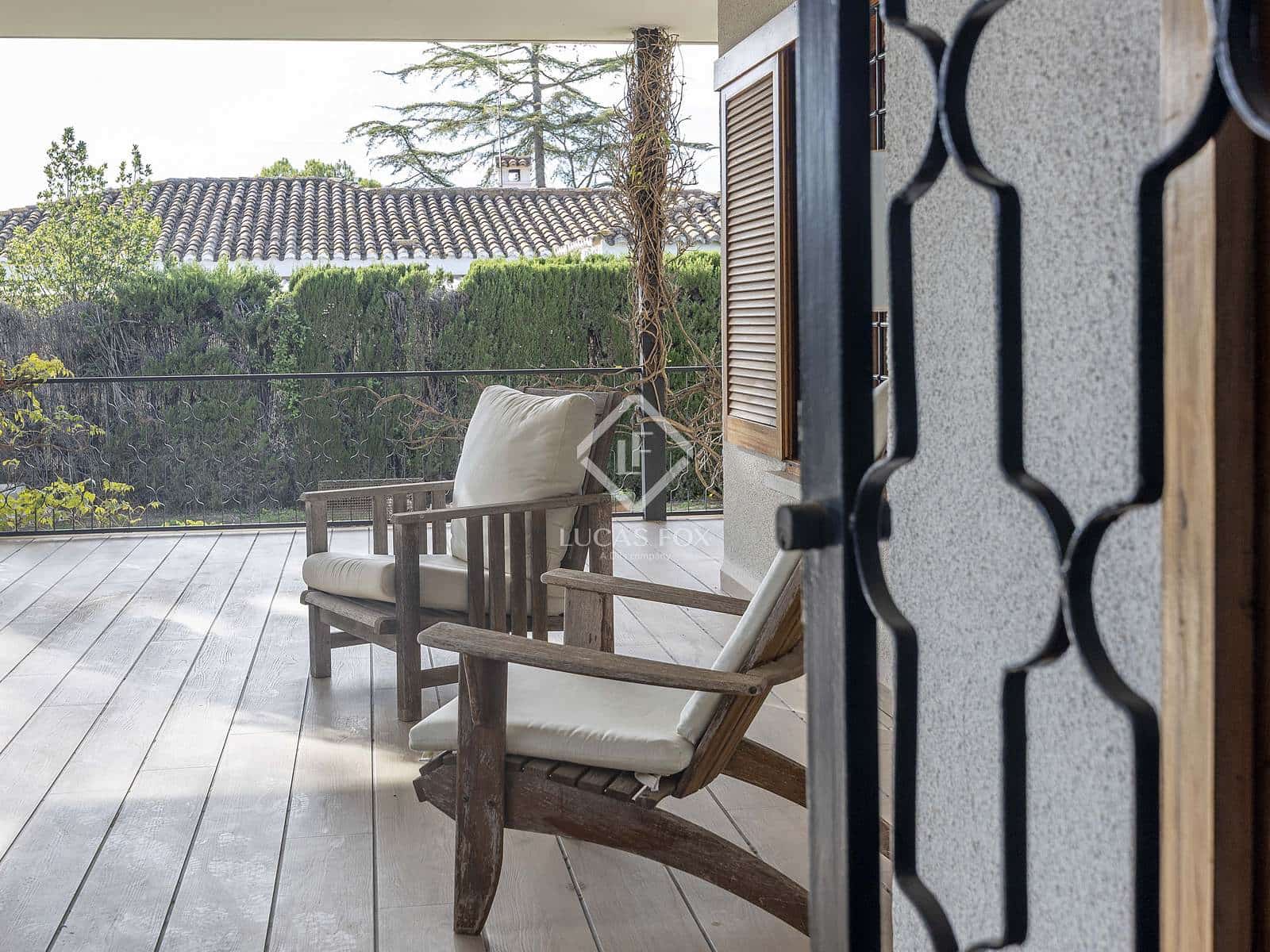 7 sovrum Villa till salu i La Canada med pool garage - 1 125 000 € (Ref: 4993981)