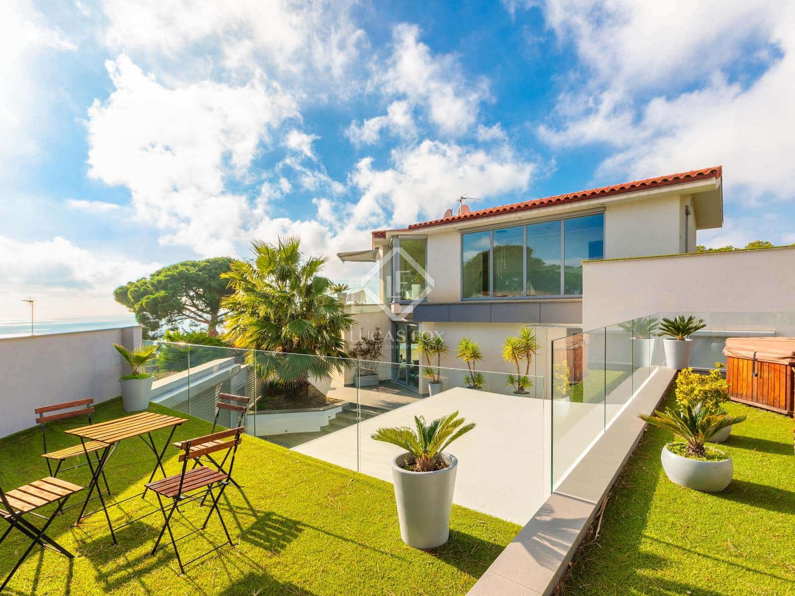 3 soveværelse Villa til salg i Tossa de Mar med swimmingpool garage - € 1.315.000 (Ref: 5032365)
