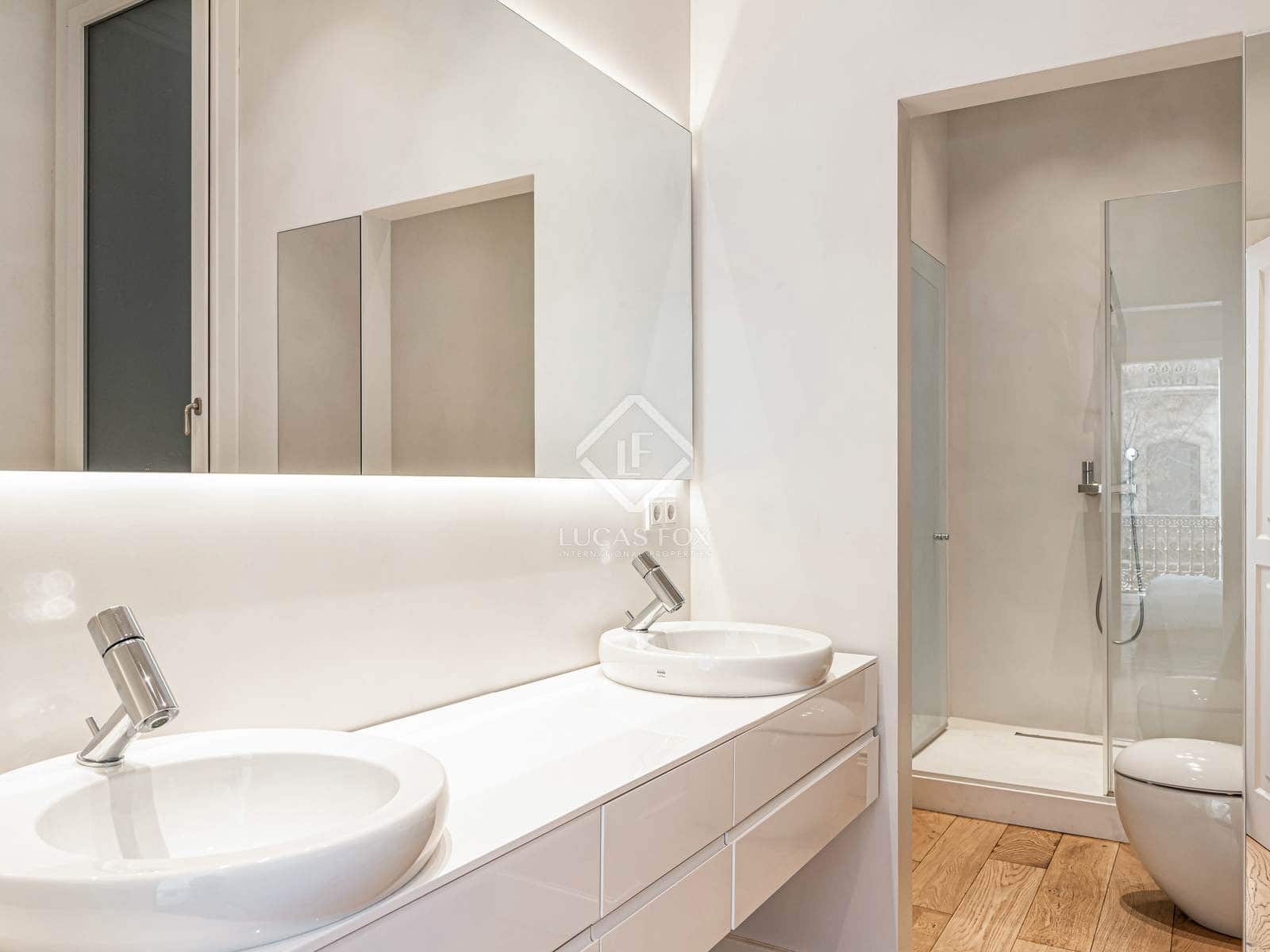 5 bedroom Apartment for sale in Barcelona city - € 1,895,000 (Ref: 5167362)