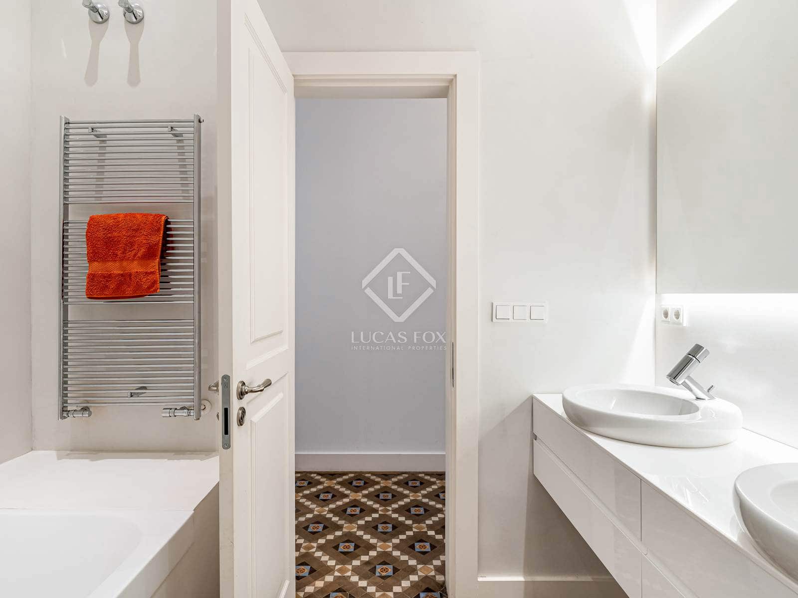 5 bedroom Apartment for sale in Barcelona city - € 1,895,000 (Ref: 5167362)