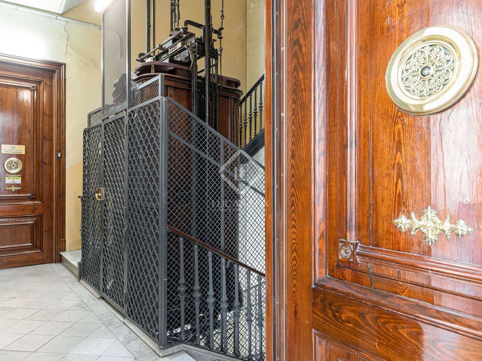 5 bedroom Apartment for sale in Barcelona city - € 1,895,000 (Ref: 5167362)