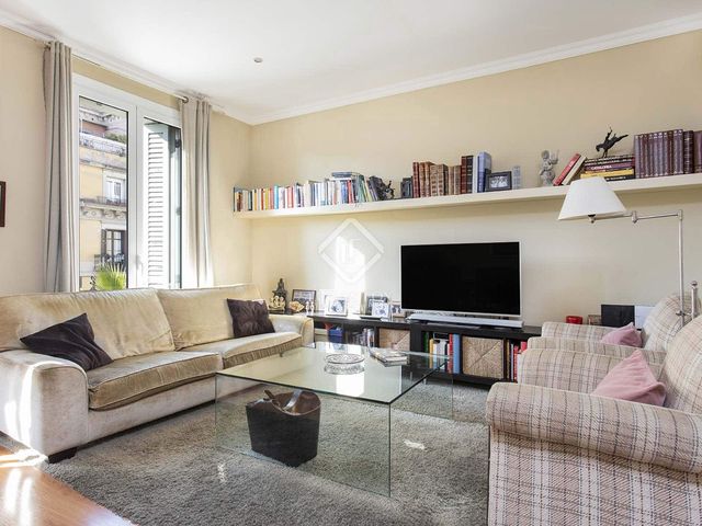 4 soverom Leilighet til salgs i Barcelona by - € 890 000 (Ref: 5346053)