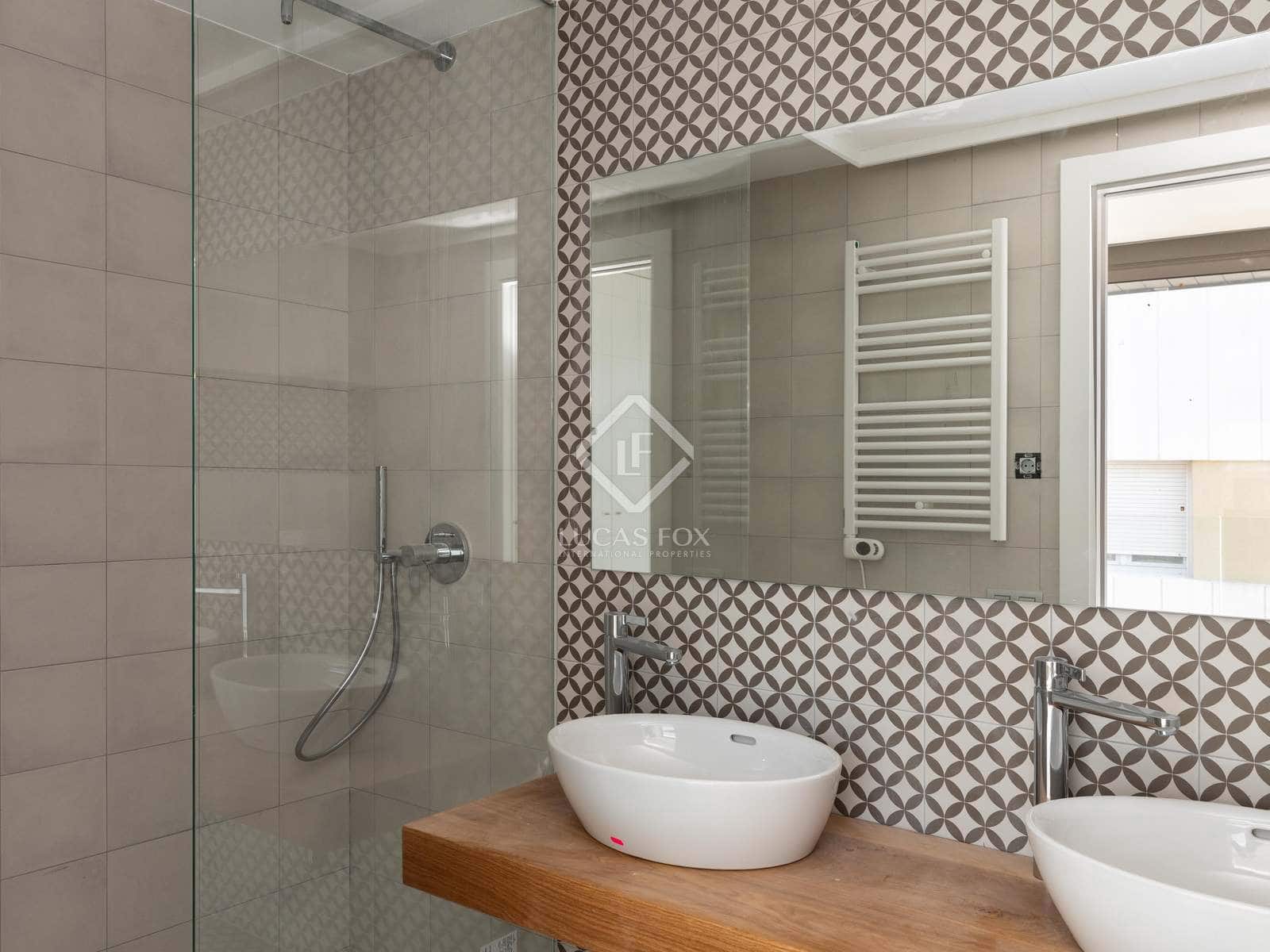 3 bedroom Apartment for sale in Lloret de Mar with pool garage - € 850,000 (Ref: 5382597)