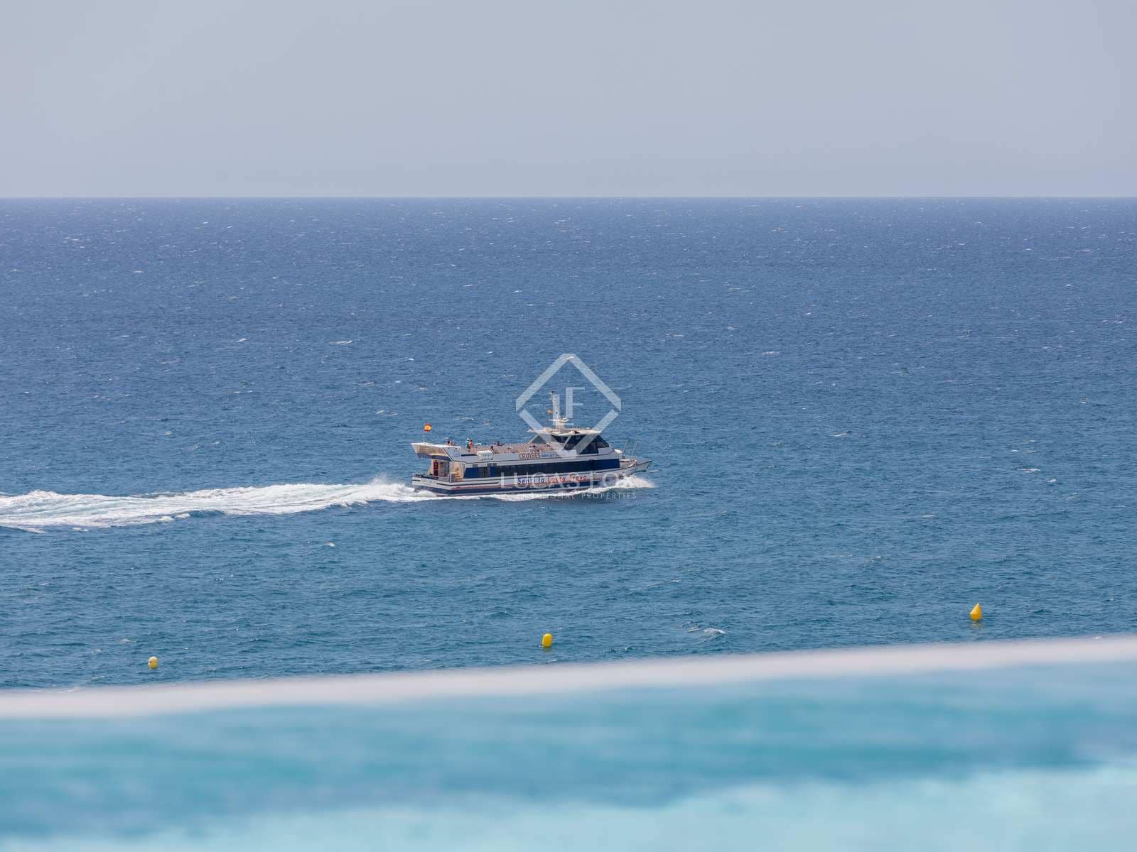 3 bedroom Apartment for sale in Lloret de Mar with pool garage - € 850,000 (Ref: 5382597)