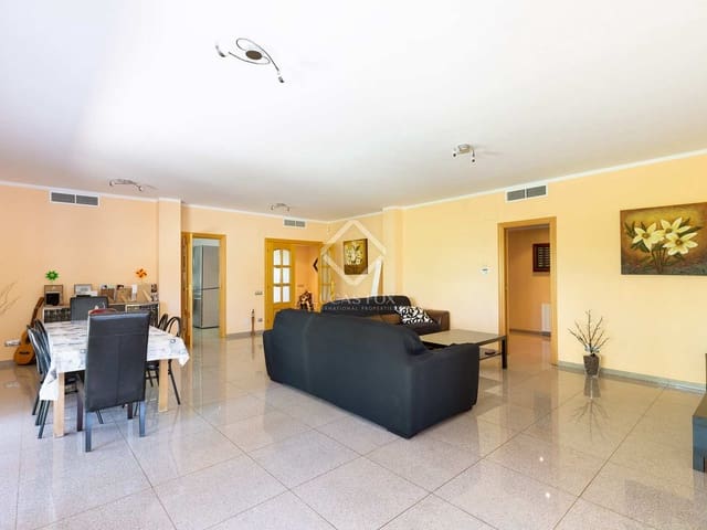 8 slaapkamer Villa te koop in Castelldefels met zwembad garage - € 1.900.000 (Ref: 5501379)