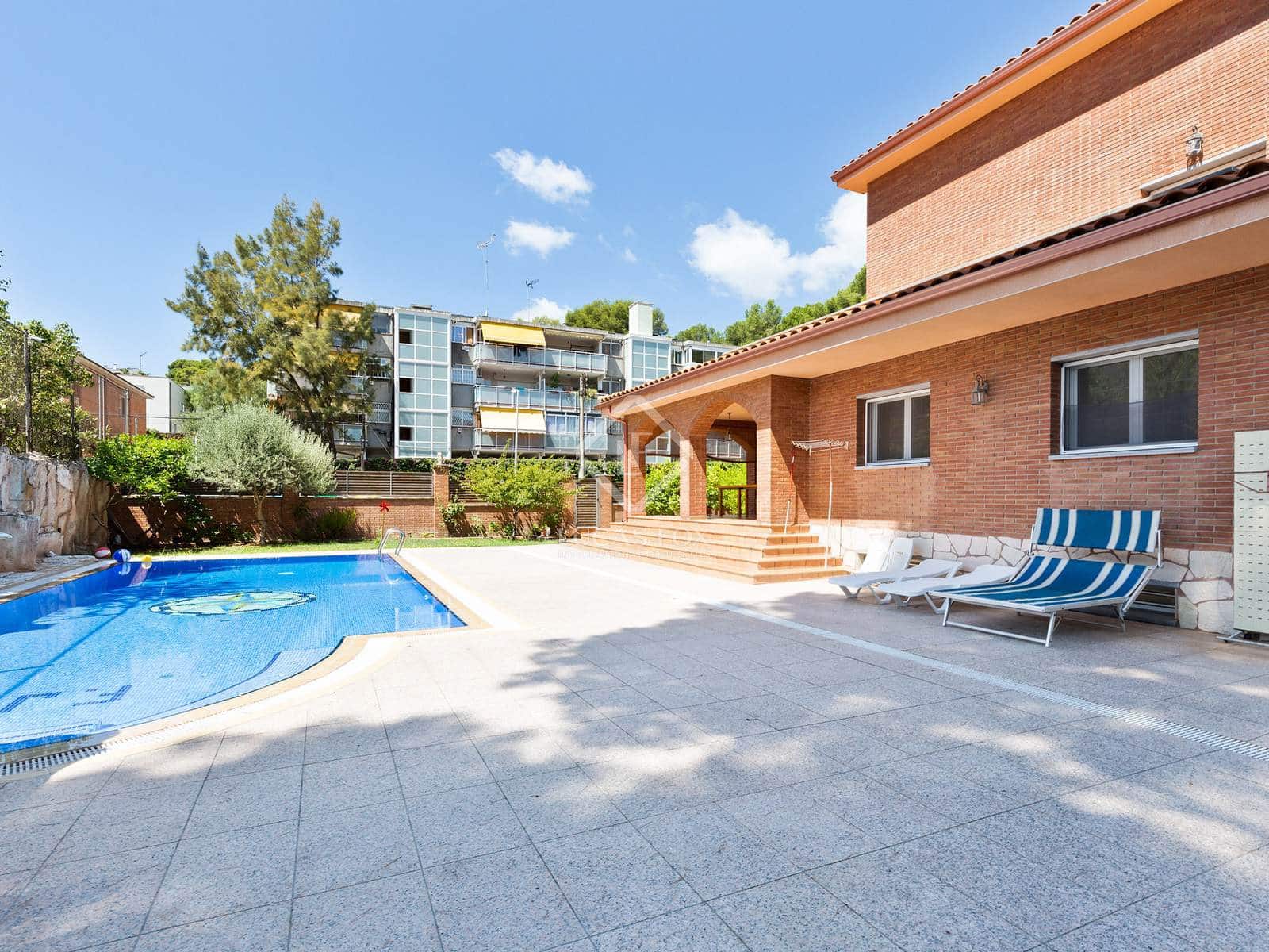 8 slaapkamer Villa te koop in Castelldefels met zwembad garage - € 1.900.000 (Ref: 5501379)
