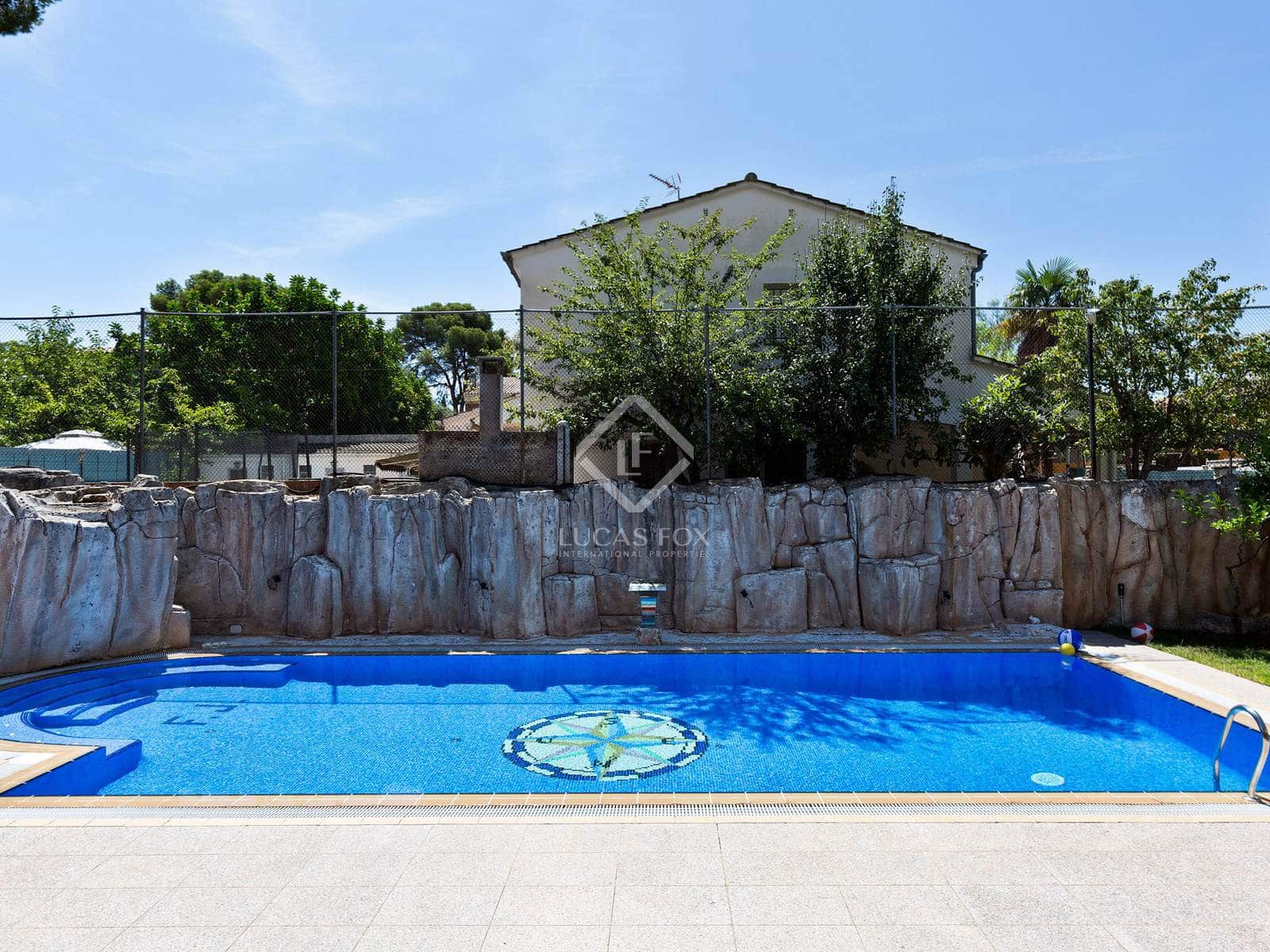8 slaapkamer Villa te koop in Castelldefels met zwembad garage - € 1.900.000 (Ref: 5501379)