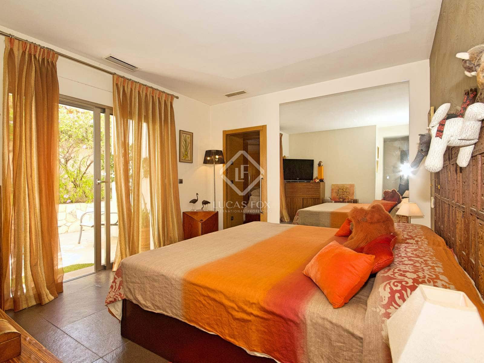 4 soveværelse Villa til salg i Alicante by med garage - € 1.400.000 (Ref: 5684135)