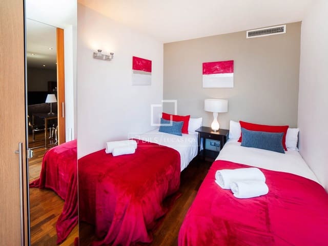 4 makuuhuone Kattohuoneisto myytävänä paikassa Barcelona kaupunki - 1 190 000 € (Ref: 5684138)