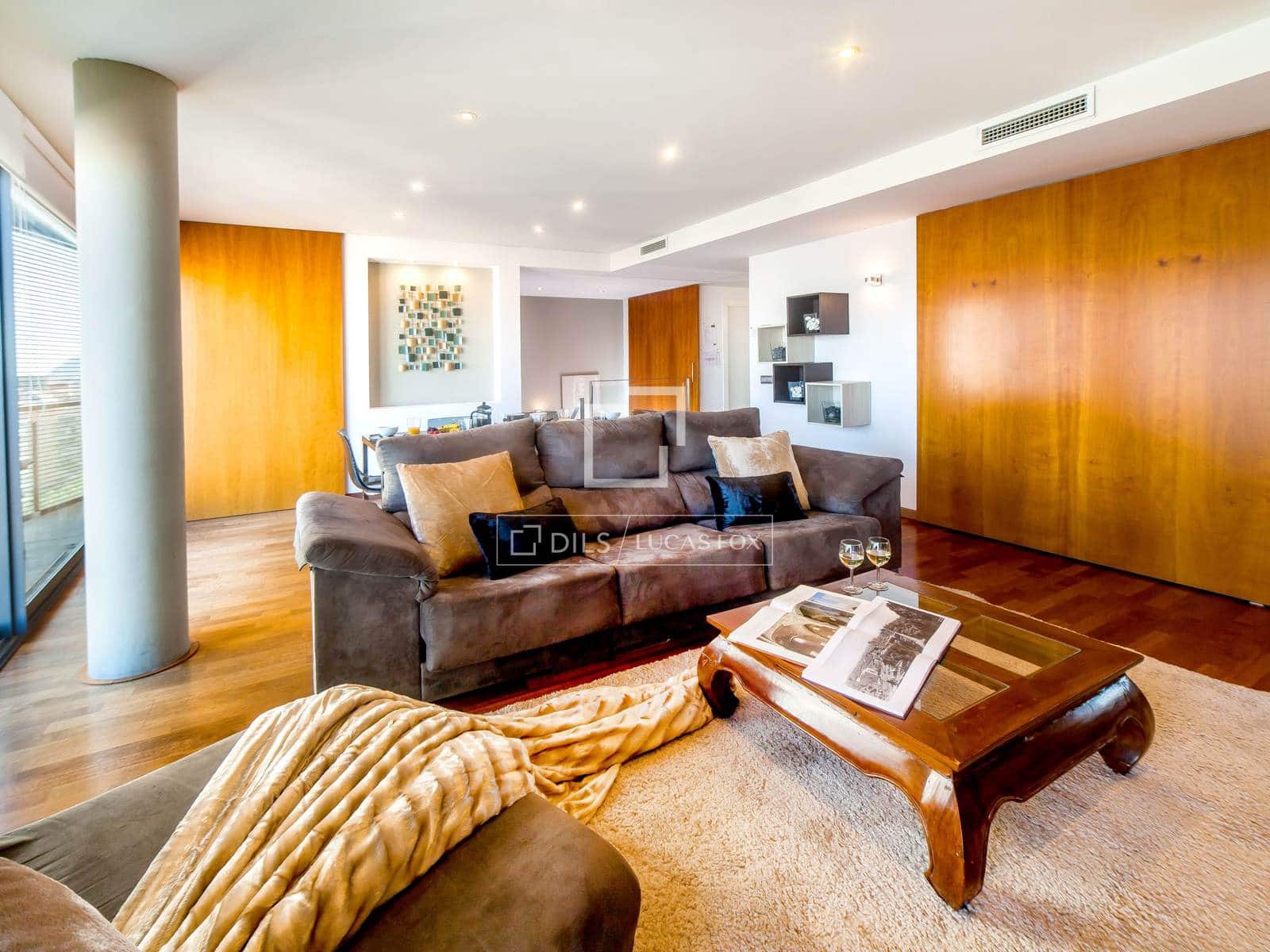 4 makuuhuone Kattohuoneisto myytävänä paikassa Barcelona kaupunki - 1 190 000 € (Ref: 5684138)