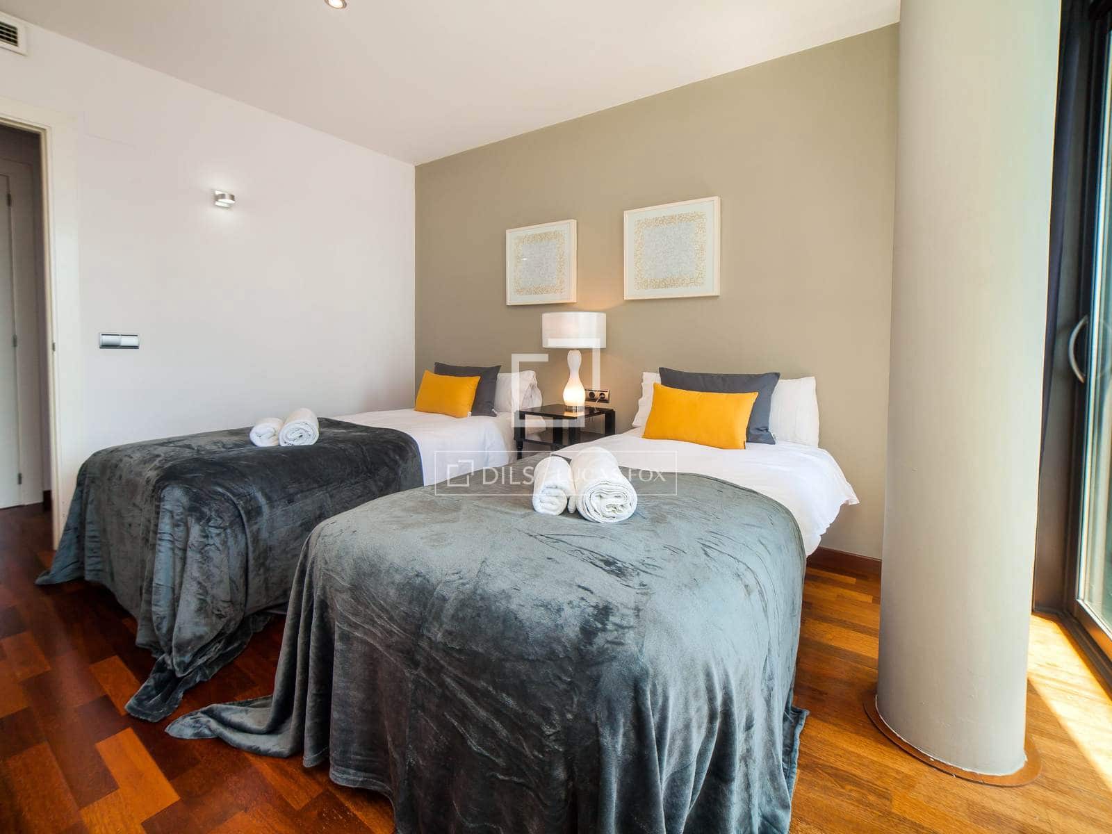 4 makuuhuone Kattohuoneisto myytävänä paikassa Barcelona kaupunki - 1 190 000 € (Ref: 5684138)