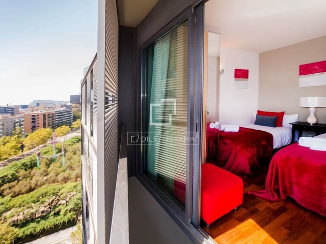 4 makuuhuone Kattohuoneisto myytävänä paikassa Barcelona kaupunki - 1 190 000 € (Ref: 5684138)