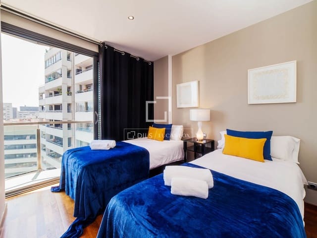 4 makuuhuone Kattohuoneisto myytävänä paikassa Barcelona kaupunki - 1 190 000 € (Ref: 5684138)