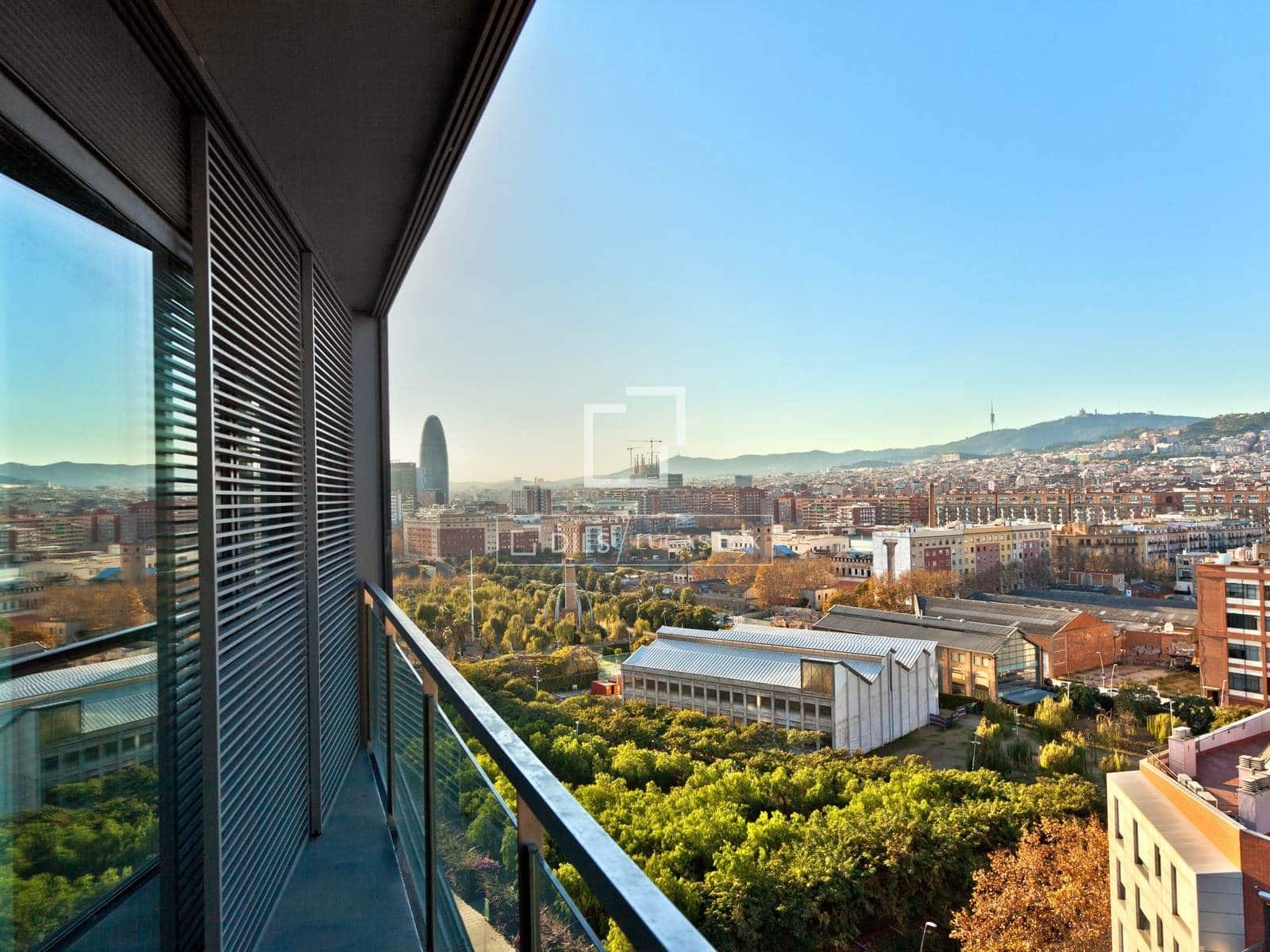 4 makuuhuone Kattohuoneisto myytävänä paikassa Barcelona kaupunki - 1 190 000 € (Ref: 5684138)