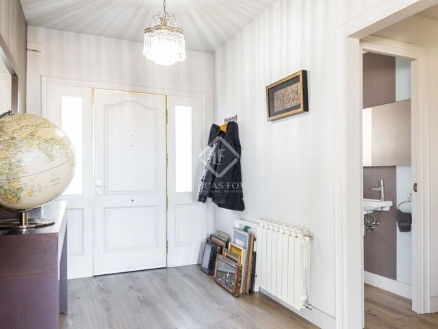 6 sovrum Villa till salu i Cabrils med garage - 890 000 € (Ref: 5702607)