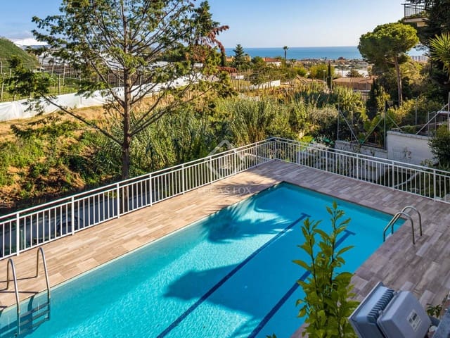 6 sovrum Villa till salu i Cabrils med garage - 890 000 € (Ref: 5702607)