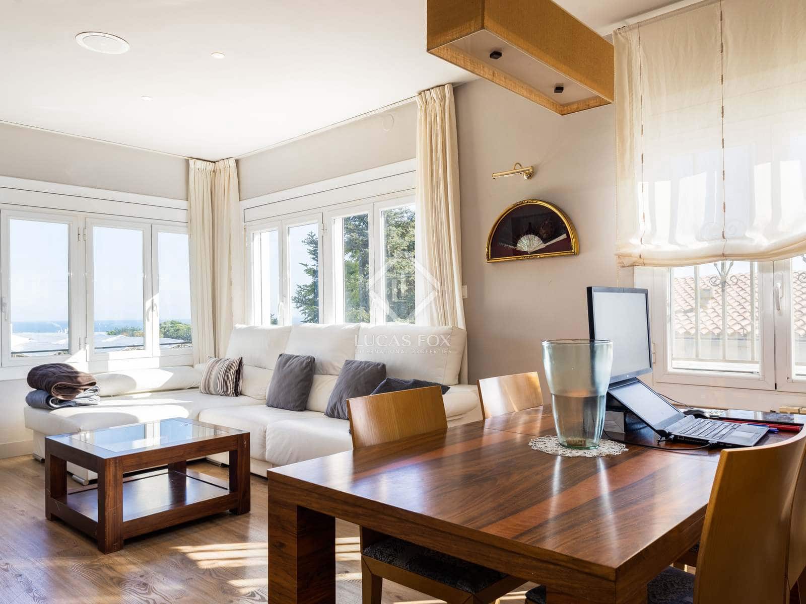 6 soverom Villa til salgs i Cabrils med garasje - € 890 000 (Ref: 5702607)