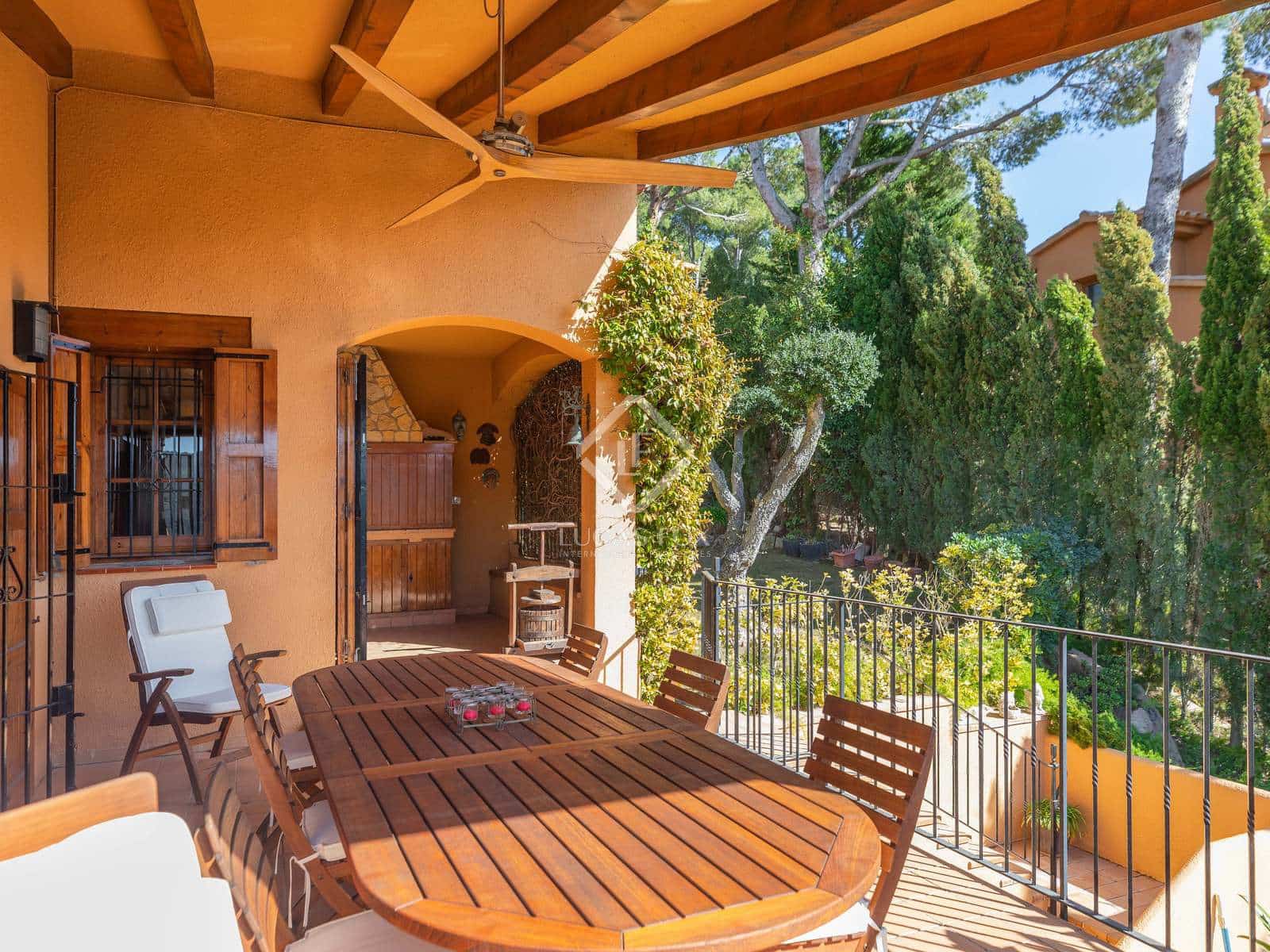 5 soveværelse Villa til salg i Tamariu med swimmingpool garage - € 1.200.000 (Ref: 5931717)