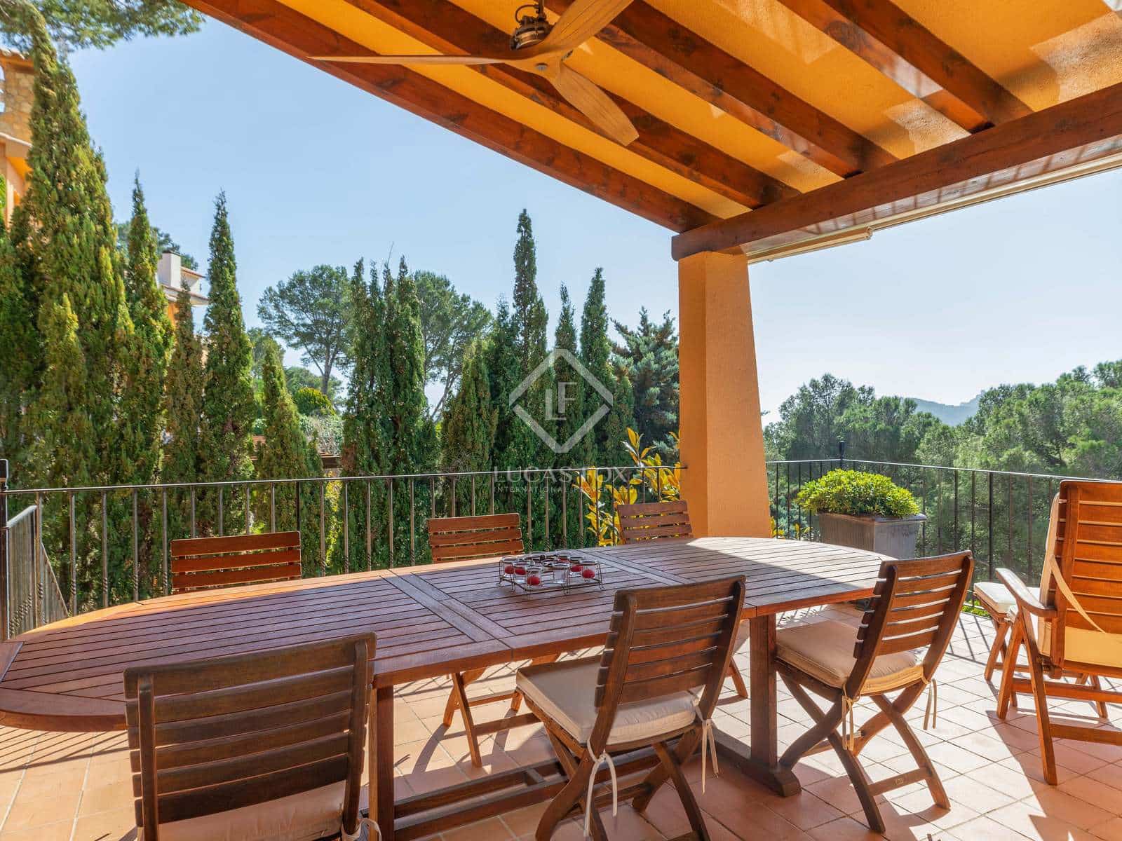 5 soveværelse Villa til salg i Tamariu med swimmingpool garage - € 1.200.000 (Ref: 5931717)