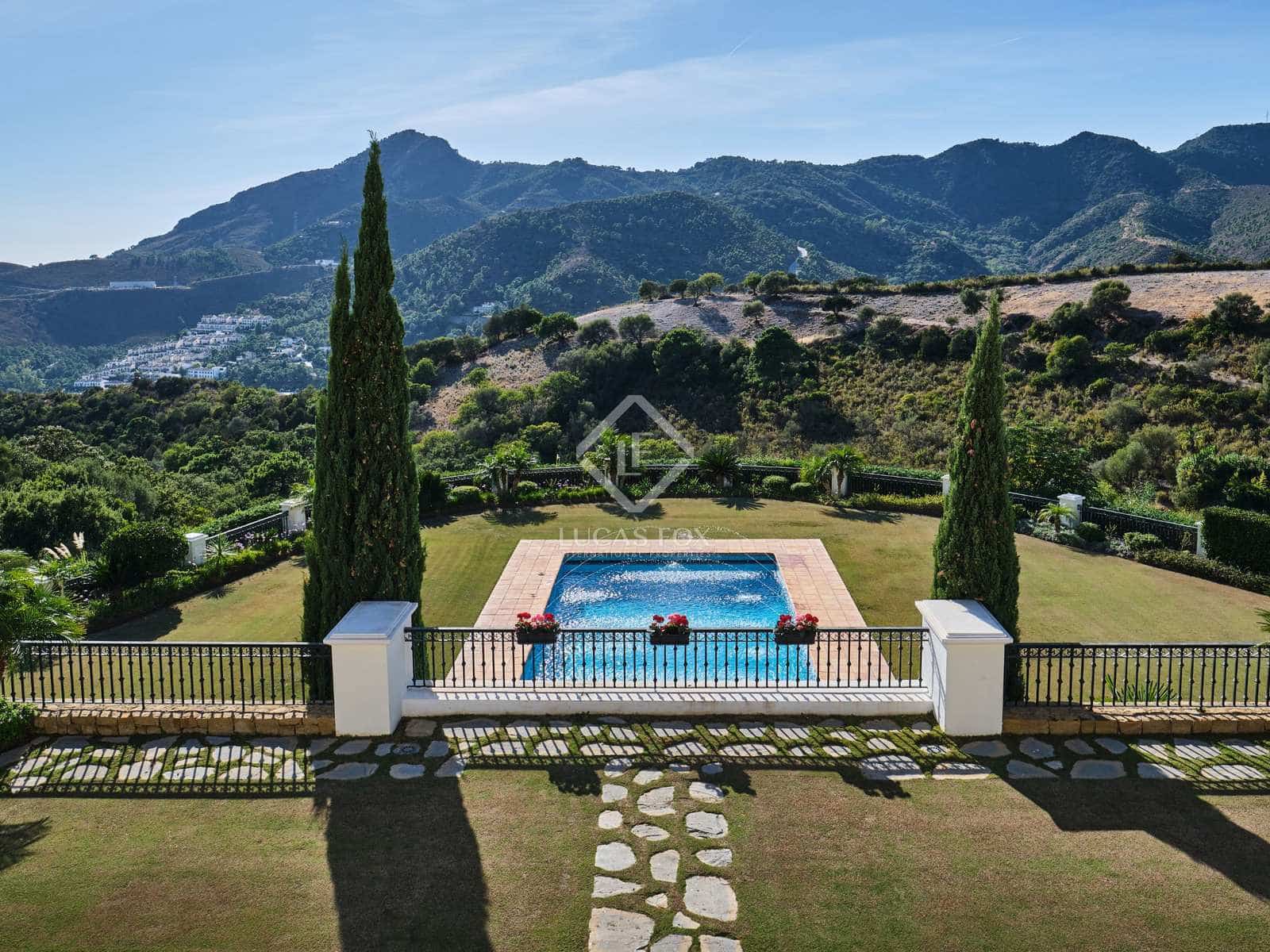 10 slaapkamer Villa te koop in Benahavis met zwembad garage - € 11.800.000 (Ref: 5988727)