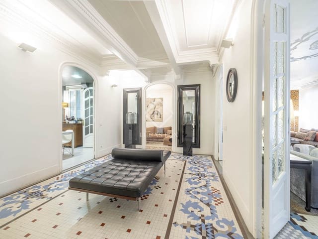 4 slaapkamer Appartement te koop in Valencia stad met garage - € 1.650.000 (Ref: 5990739)