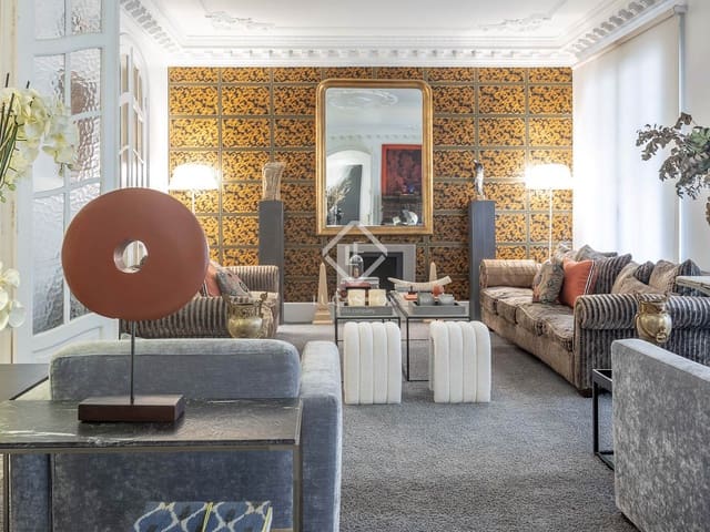 4 slaapkamer Appartement te koop in Valencia stad met garage - € 1.650.000 (Ref: 5990739)