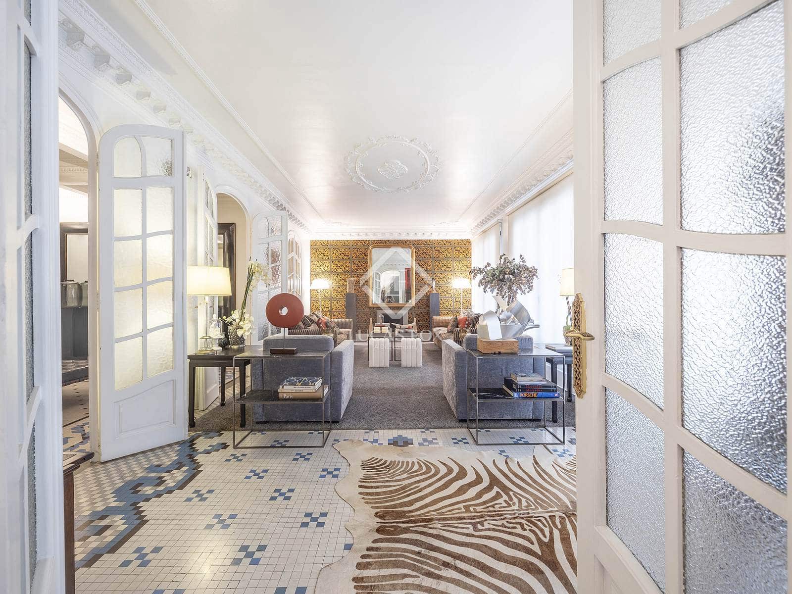 4 quarto Apartamento para venda em Valencia cidade com garagem - 1 650 000 € (Ref: 5990739)