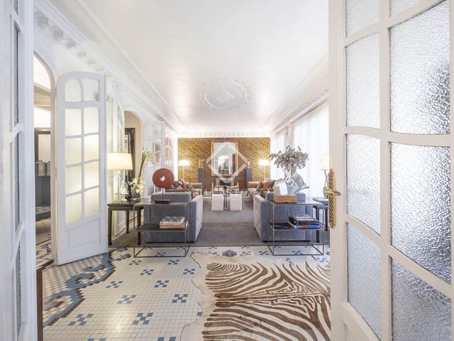 4 slaapkamer Appartement te koop in Valencia stad met garage - € 1.650.000 (Ref: 5990739)