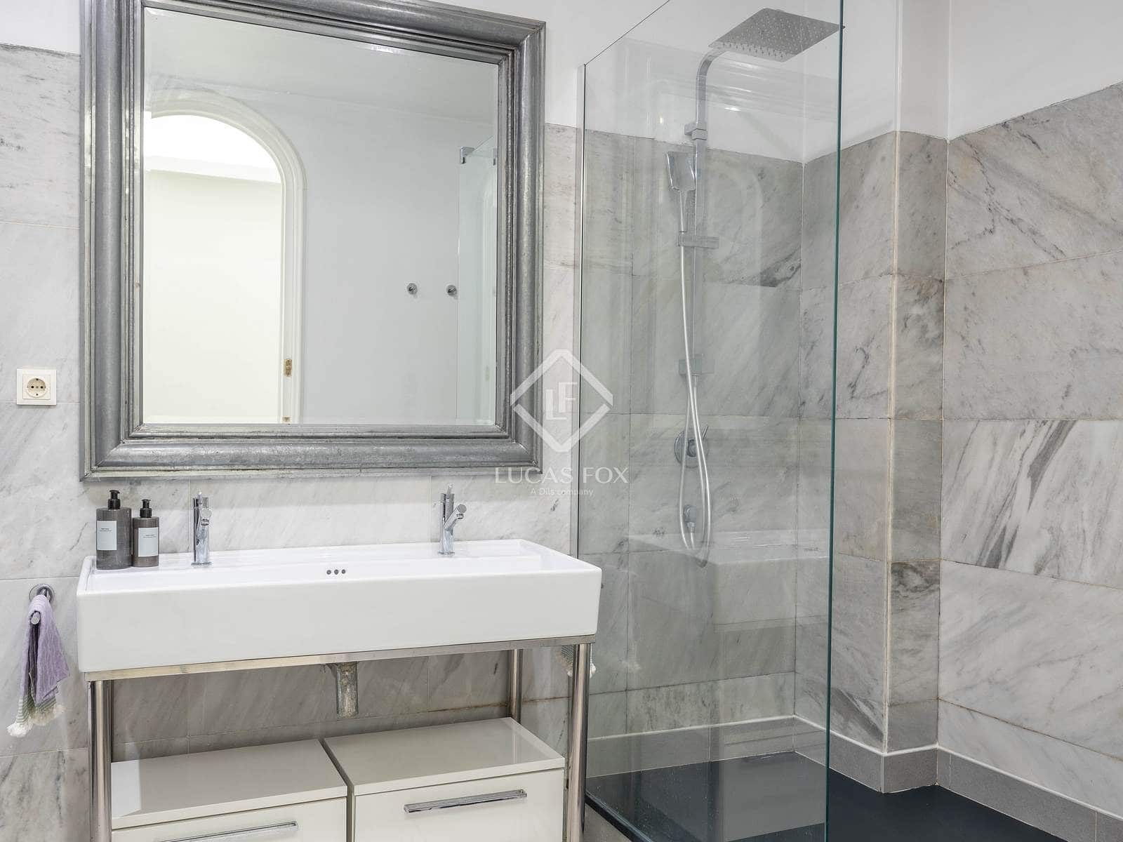 4 quarto Apartamento para venda em Valencia cidade com garagem - 1 650 000 € (Ref: 5990739)