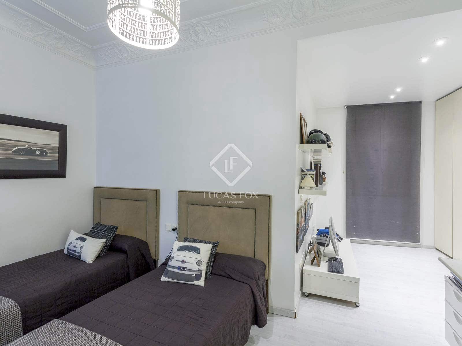 4 quarto Apartamento para venda em Valencia cidade com garagem - 1 650 000 € (Ref: 5990739)