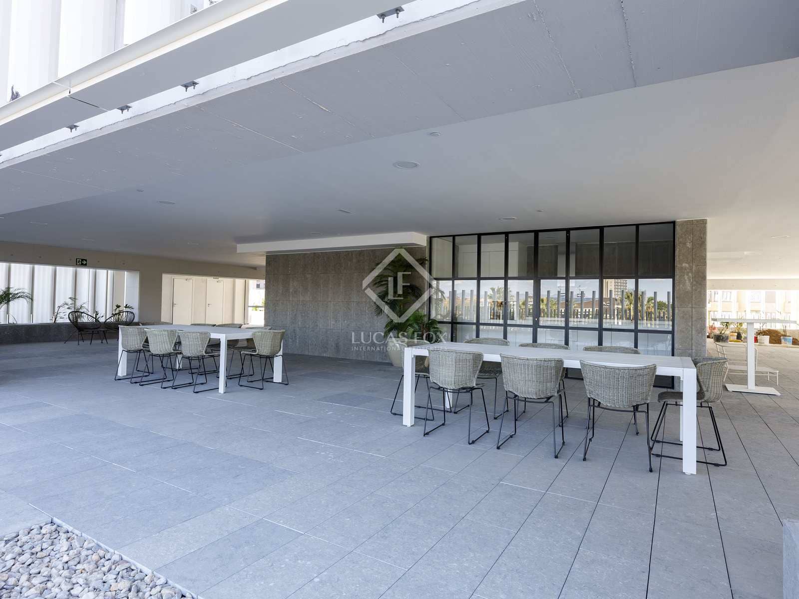 3 soverom Penthouse til salgs i Valencia by med svømmebasseng garasje - € 1 720 000 (Ref: 5995188)