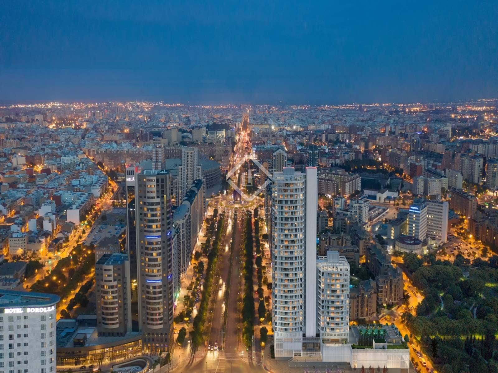 3 soverom Penthouse til salgs i Valencia by med svømmebasseng garasje - € 1 720 000 (Ref: 5995188)