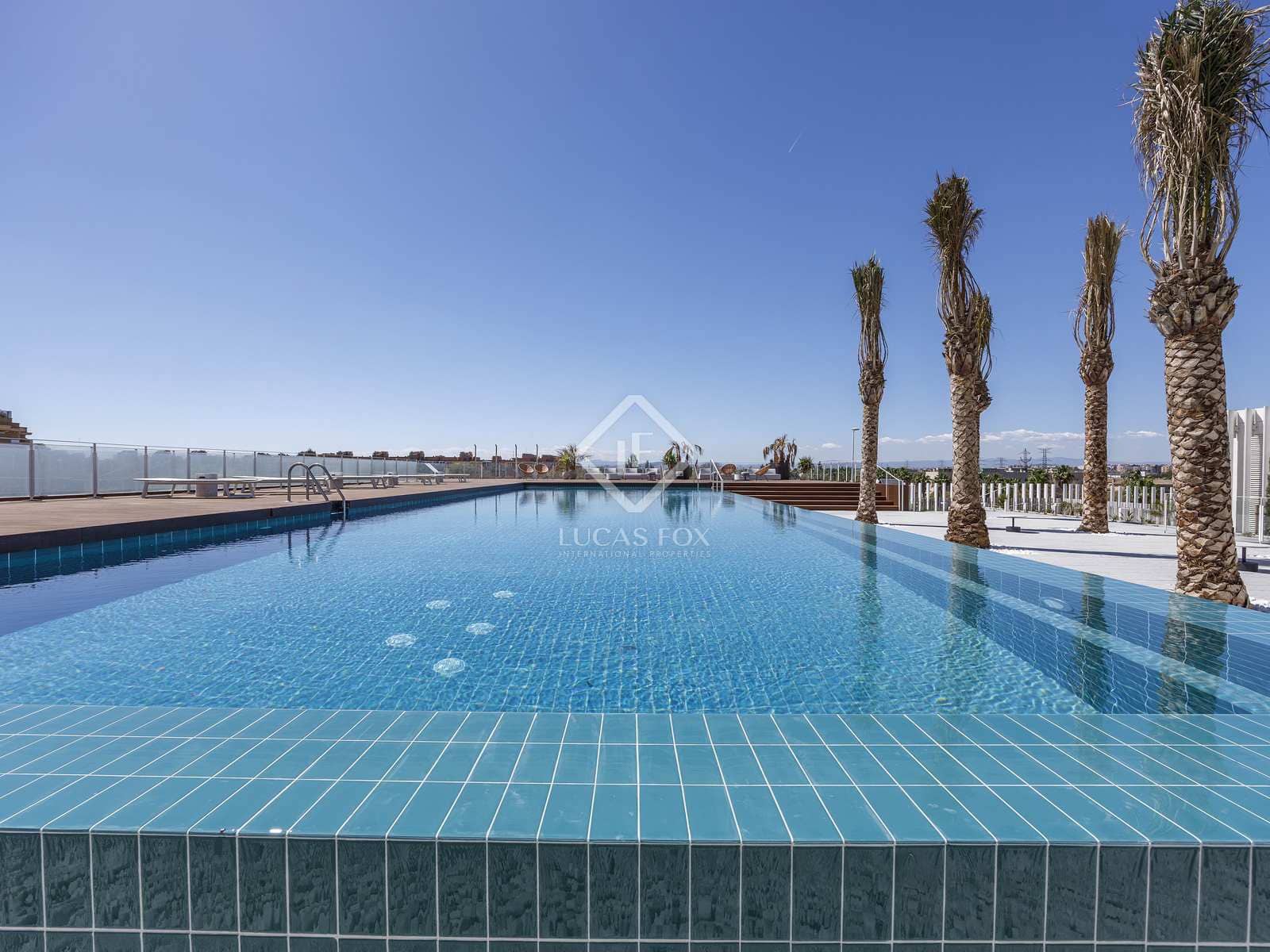 3 soverom Penthouse til salgs i Valencia by med svømmebasseng garasje - € 1 720 000 (Ref: 5995188)