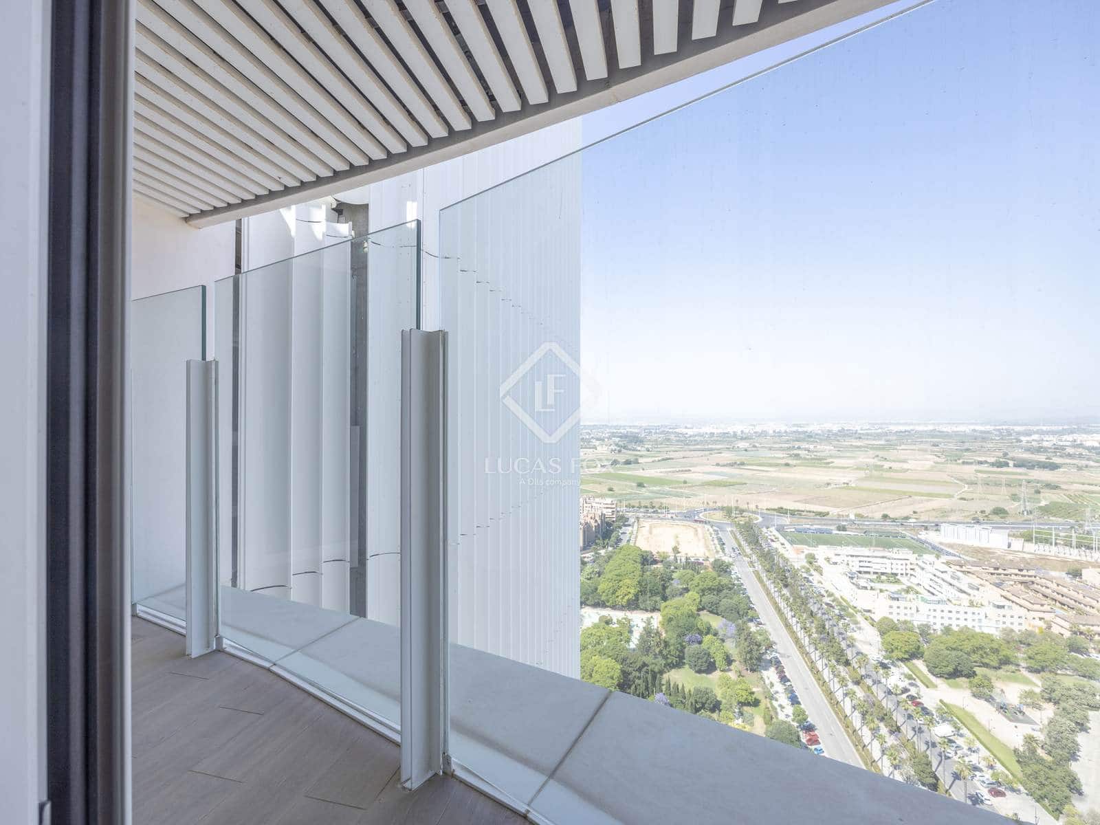 3 soverom Penthouse til salgs i Valencia by med svømmebasseng garasje - € 1 720 000 (Ref: 5995188)