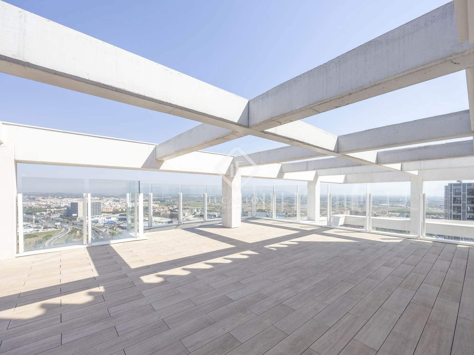 3 soverom Penthouse til salgs i Valencia by med svømmebasseng garasje - € 1 720 000 (Ref: 5995188)