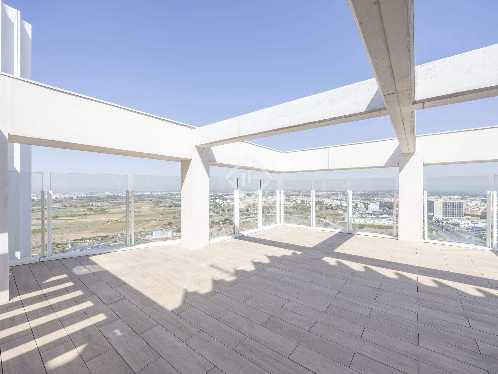 3 soverom Penthouse til salgs i Valencia by med svømmebasseng garasje - € 1 720 000 (Ref: 5995188)