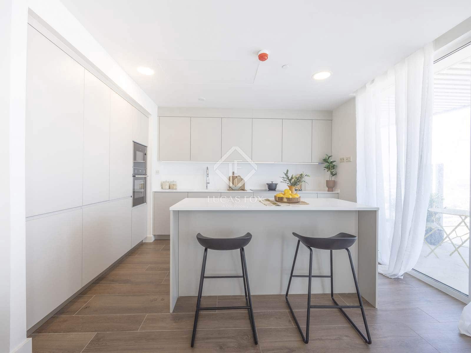 3 soverom Penthouse til salgs i Valencia by med svømmebasseng garasje - € 1 720 000 (Ref: 5995188)