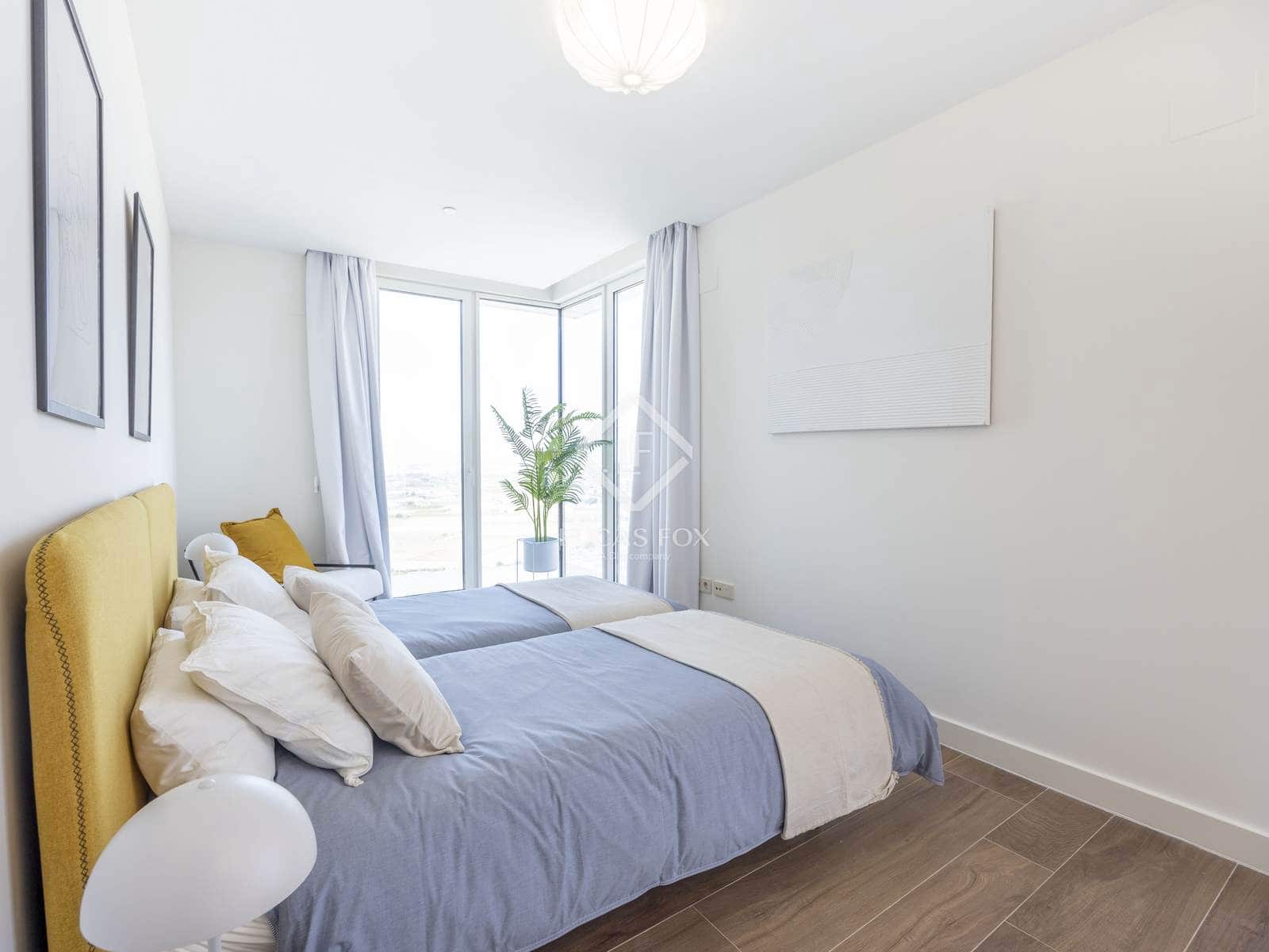 3 soverom Penthouse til salgs i Valencia by med svømmebasseng garasje - € 1 720 000 (Ref: 5995188)