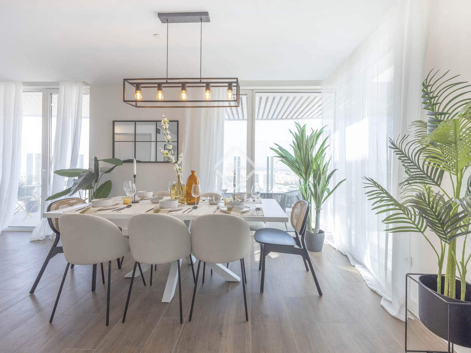 3 soverom Penthouse til salgs i Valencia by med svømmebasseng garasje - € 1 720 000 (Ref: 5995188)