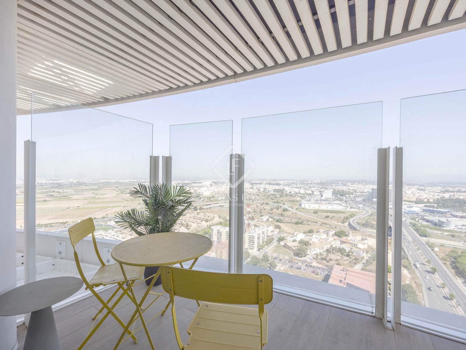3 soverom Penthouse til salgs i Valencia by med svømmebasseng garasje - € 1 720 000 (Ref: 5995188)