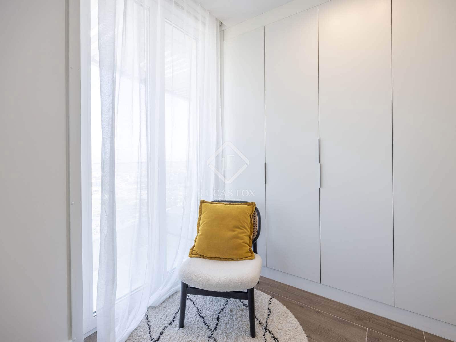 3 soverom Penthouse til salgs i Valencia by med svømmebasseng garasje - € 1 720 000 (Ref: 5995188)