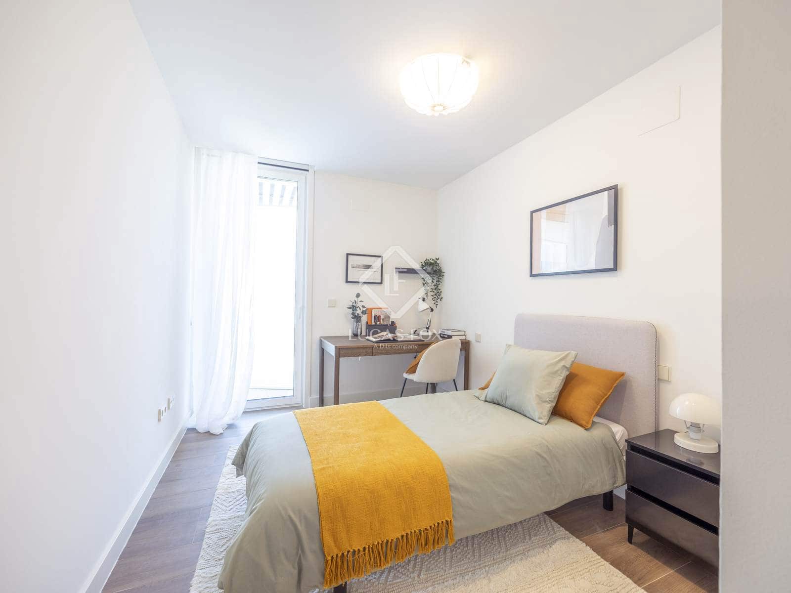 3 soverom Penthouse til salgs i Valencia by med svømmebasseng garasje - € 1 720 000 (Ref: 5995188)