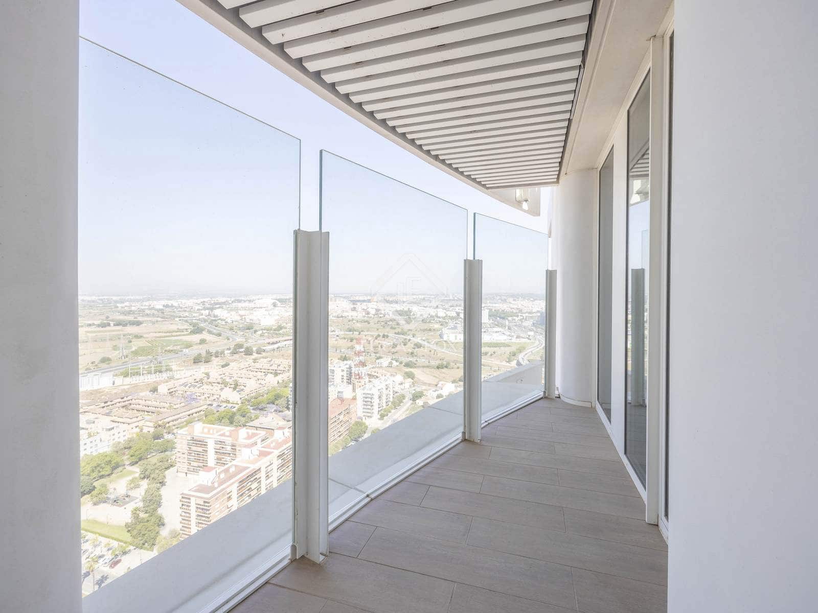 3 soverom Penthouse til salgs i Valencia by med svømmebasseng garasje - € 1 720 000 (Ref: 5995188)