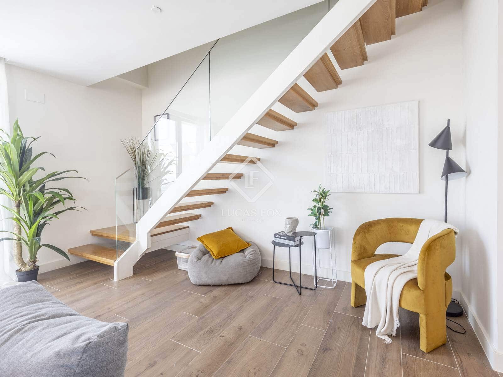 3 soverom Penthouse til salgs i Valencia by med svømmebasseng garasje - € 1 720 000 (Ref: 5995188)