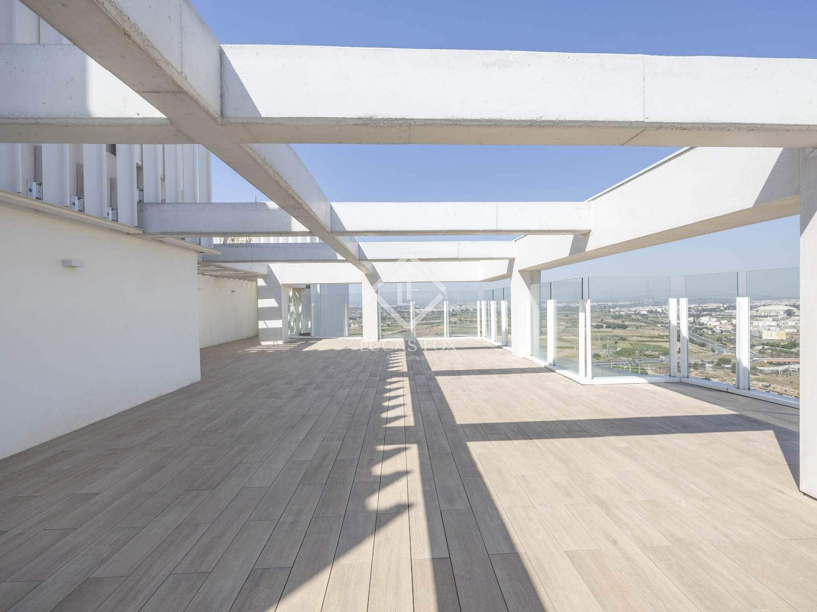 3 soverom Penthouse til salgs i Valencia by med svømmebasseng garasje - € 1 720 000 (Ref: 5995188)