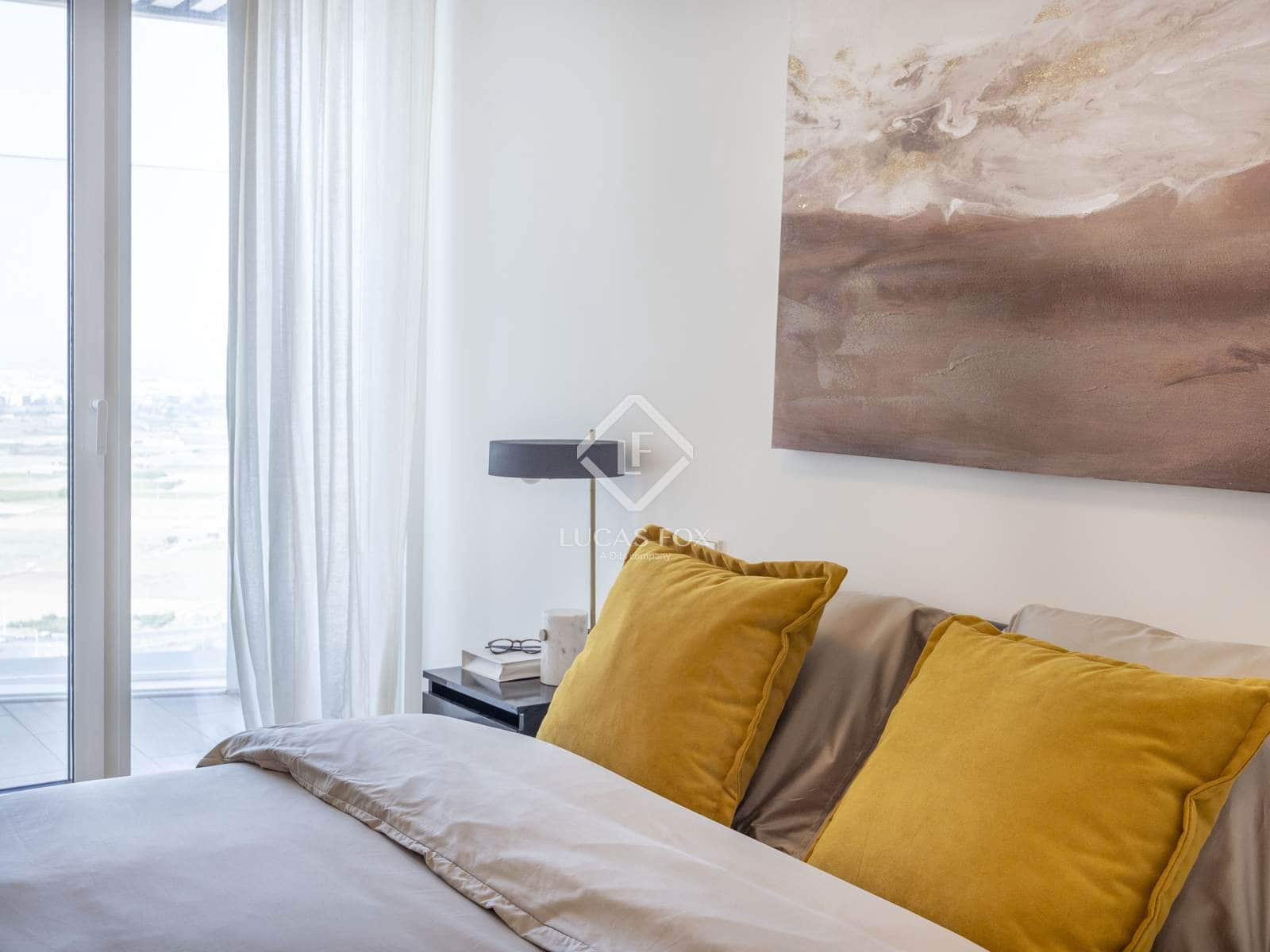 3 soverom Penthouse til salgs i Valencia by med svømmebasseng garasje - € 1 720 000 (Ref: 5995188)