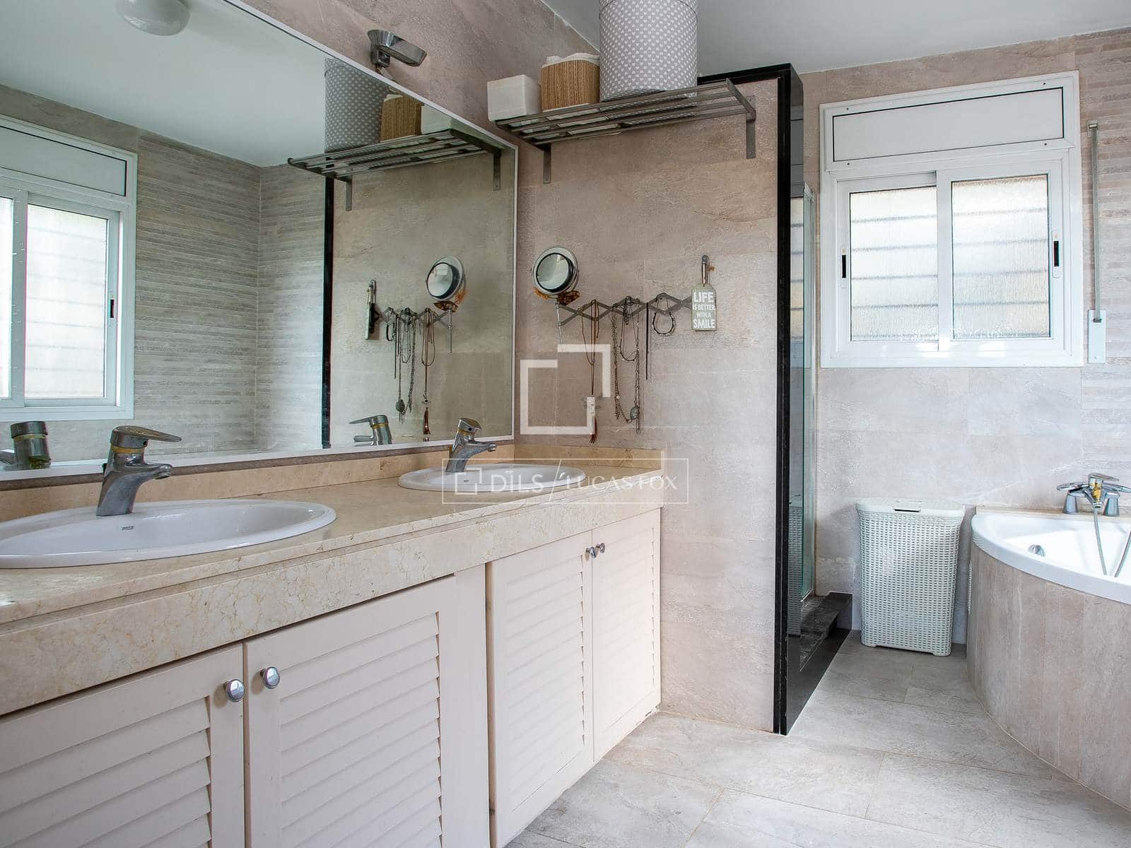 6 chambre Villa/Maison à vendre à Teia avec piscine garage - 1 150 000 € (Ref: 6067731)