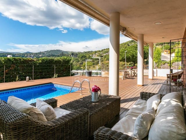 6 chambre Villa/Maison à vendre à Teià avec piscine garage - 1 150 000 € (Ref: 6067731)